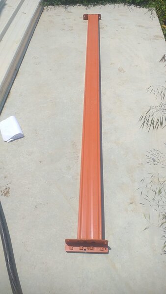 Teava constructii cu suport prindere.